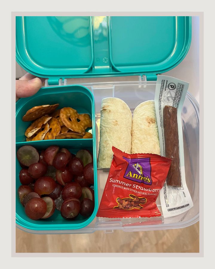 bento box food storage box from Walmart with kids lunch
